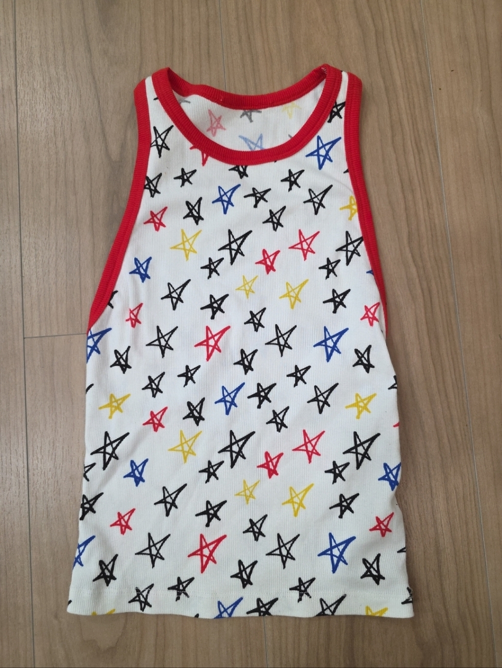 Alice And Olivia x Lele Pons Allen Ribbed Star Print Pattern Ribbed Tank Top - Picture 4 of 9